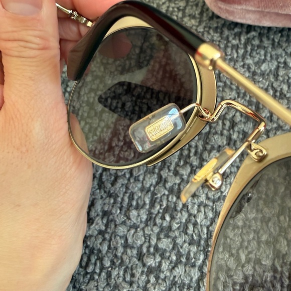 Miu Miu Sunglasses with Pink Velvet Case main image 6